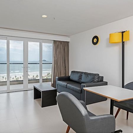 Отель Guaruja Vivah Экстерьер фото