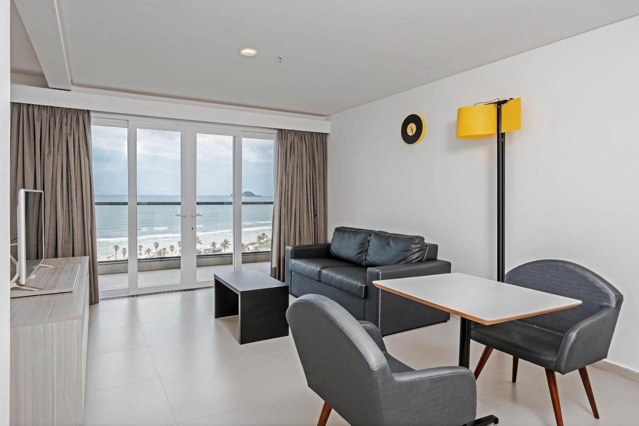 Отель Guaruja Vivah Экстерьер фото